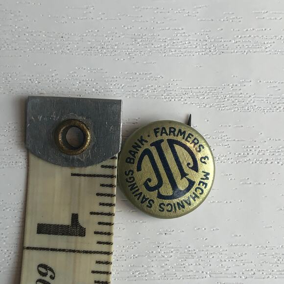 Vintage F&M Farmers & Mechanics Savings Bank Pin Made in Newark New Jersey - Picture 4 of 5